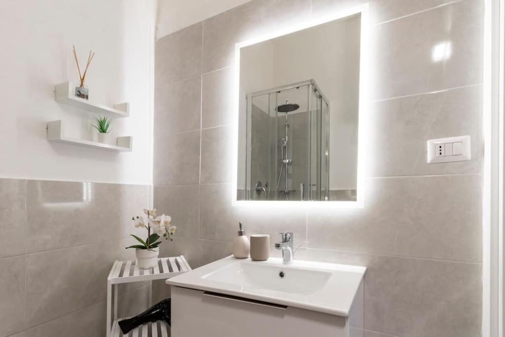 Centro Deluxe Suite Con Wi-Fi E Netflix Turin Luaran gambar