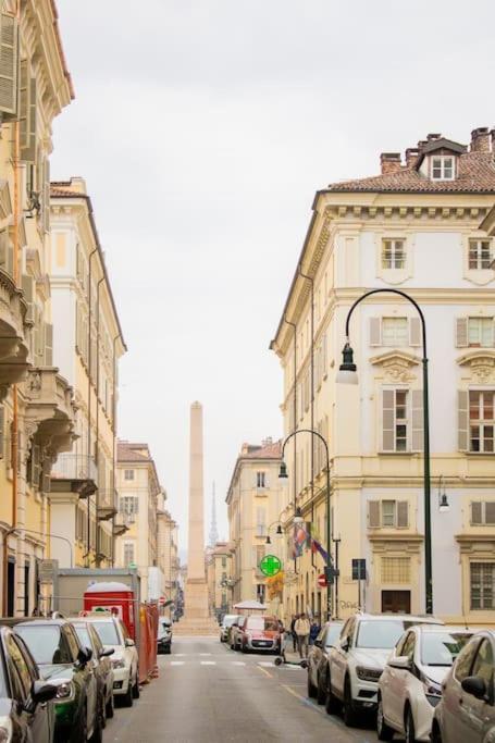 Centro Deluxe Suite Con Wi-Fi E Netflix Turin Luaran gambar